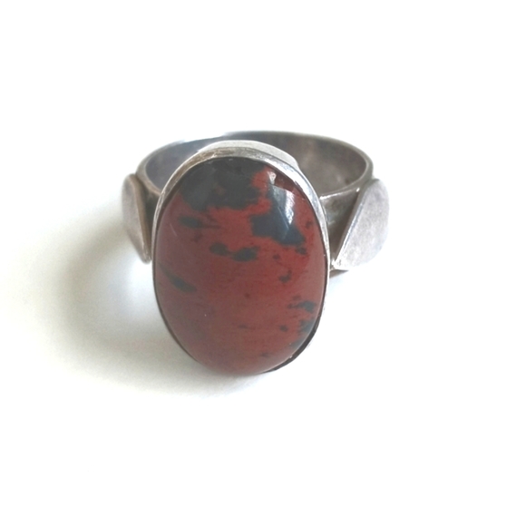 Vintage 925 Silver Ring with Red Jasper/ Mahogany Obsidian Cabochon Gemstone 8 - Picture 3 of 13